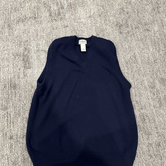 Vintage LL Bean 100% Lambs Wool Sweater Vest Size L Navy Blue EUC JLV5 Dad Comfy - Picture 1 of 6
